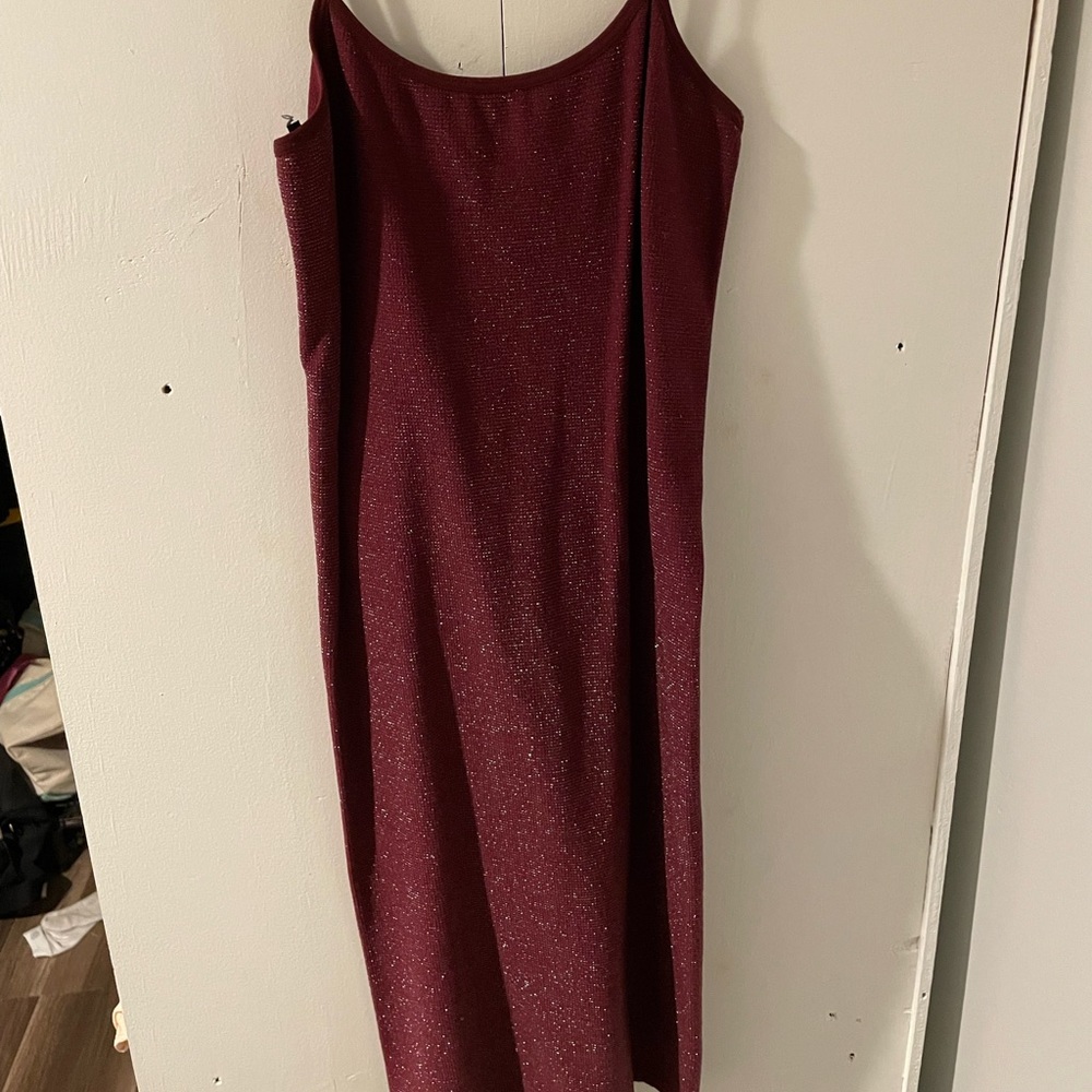 Sparkle maroon bodycon dress